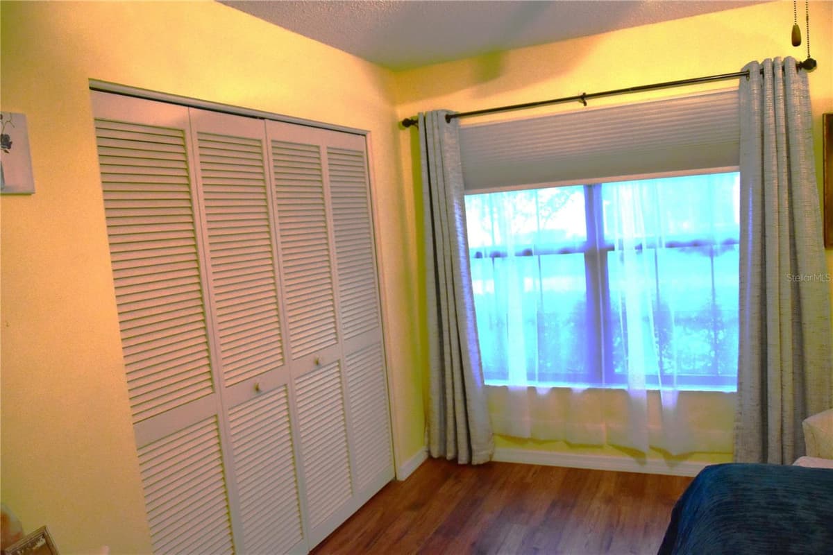 2243 WYNDAM DRIVE — photo 18 of 32