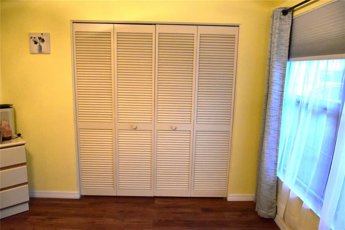 2243 WYNDAM DRIVE — photo 17 of 32