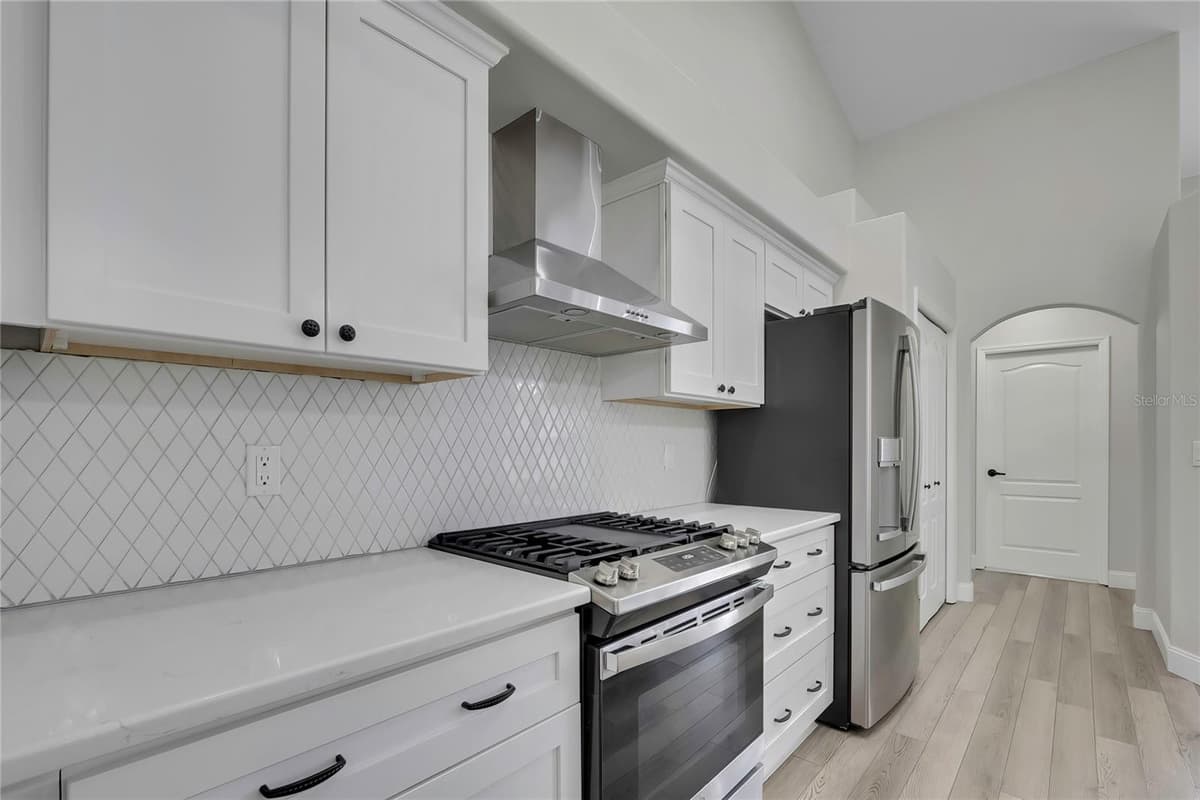 6164 SILVER PALM WAY — photo 8 of 51