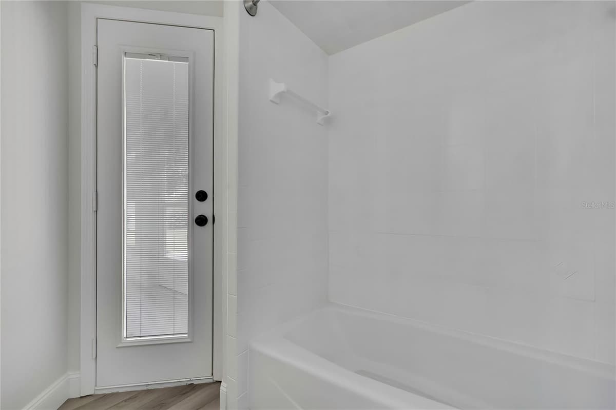 6164 SILVER PALM WAY — photo 32 of 51