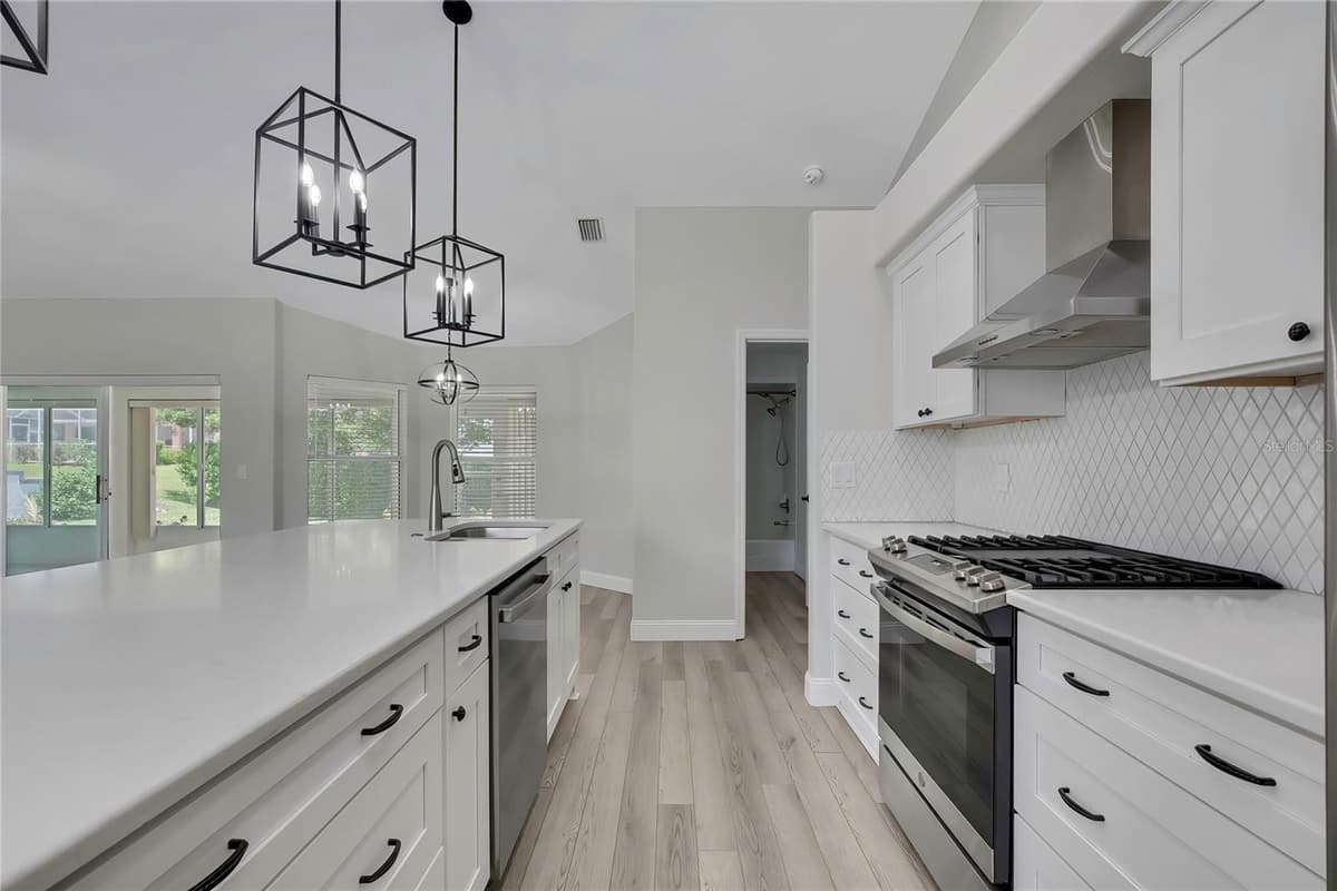 6164 SILVER PALM WAY — photo 9 of 51