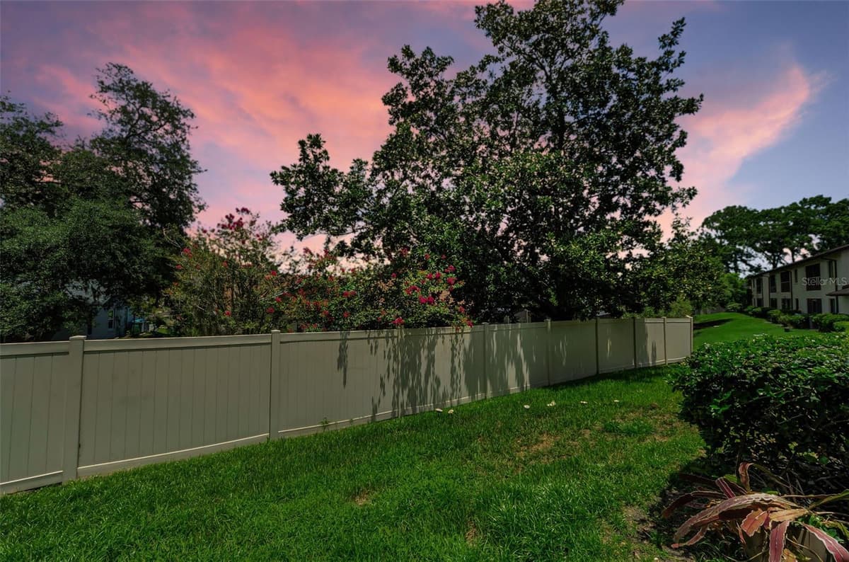 3610 MAGNOLIA RIDGE CIRCLE — photo 3 of 59