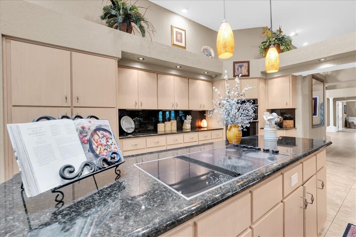 5328 MACOSO COURT — photo 17 of 83