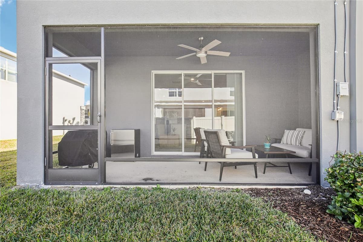 2813 MIDNIGHT PEARL DRIVE — photo 32 of 34