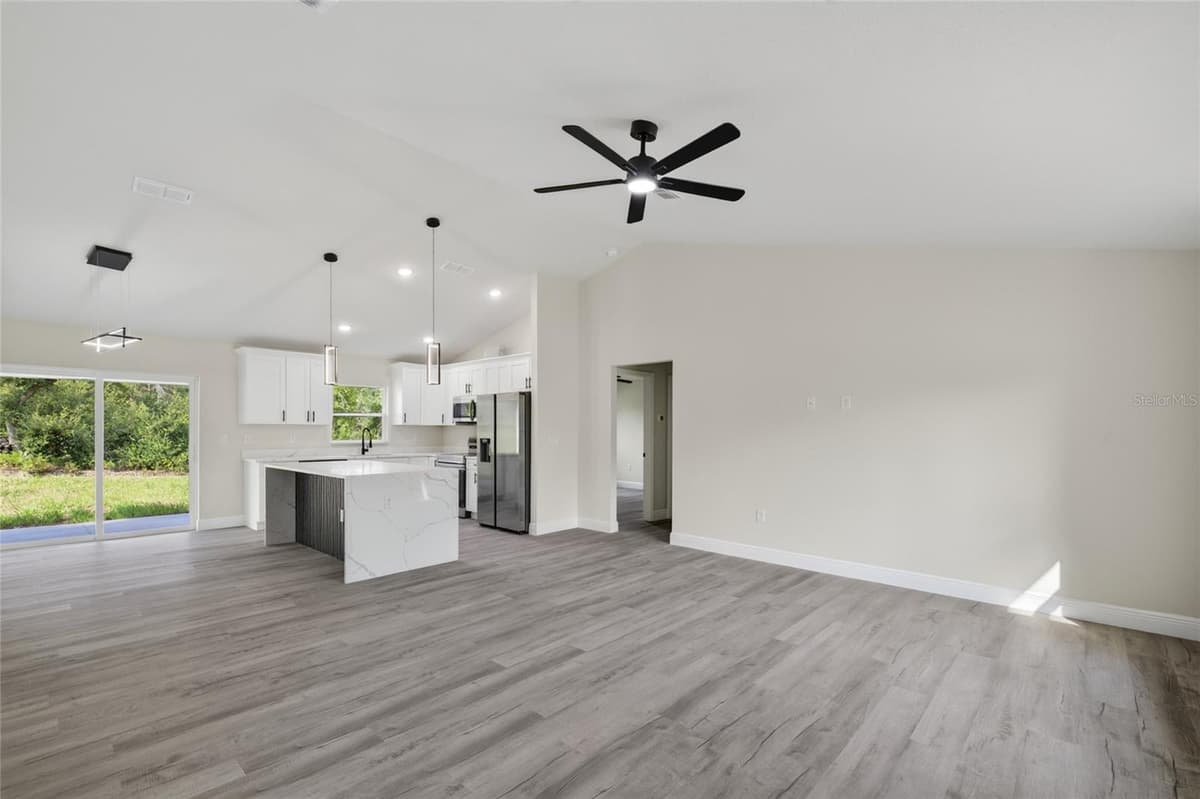 2902 EDISON PLACE — photo 5 of 38