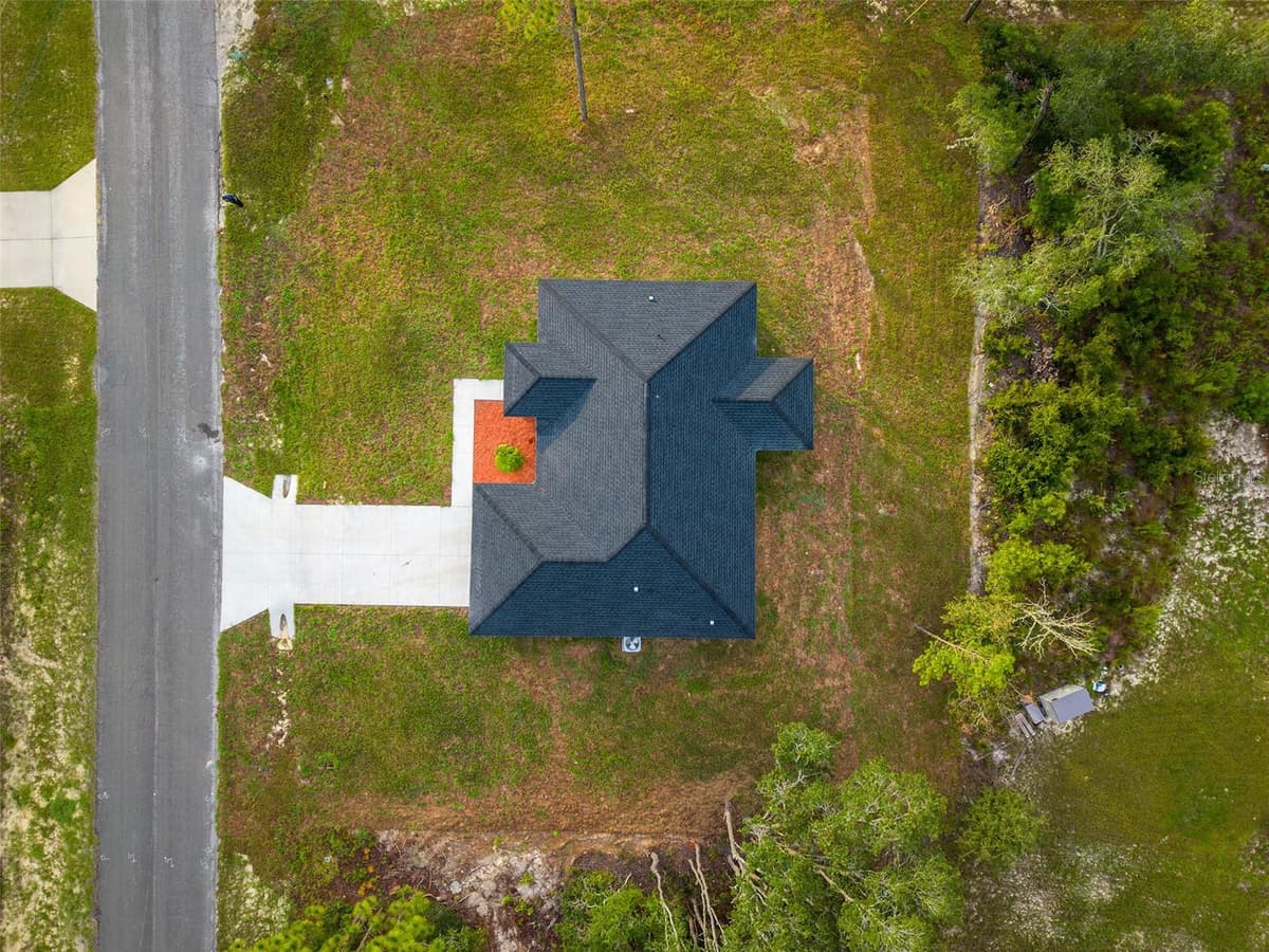 2902 EDISON PLACE — photo 37 of 38