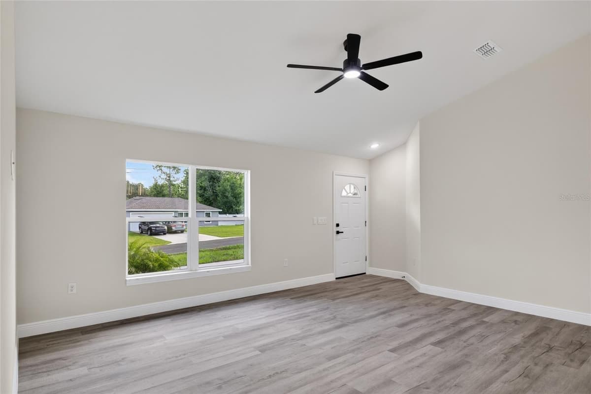 2902 EDISON PLACE — photo 14 of 38