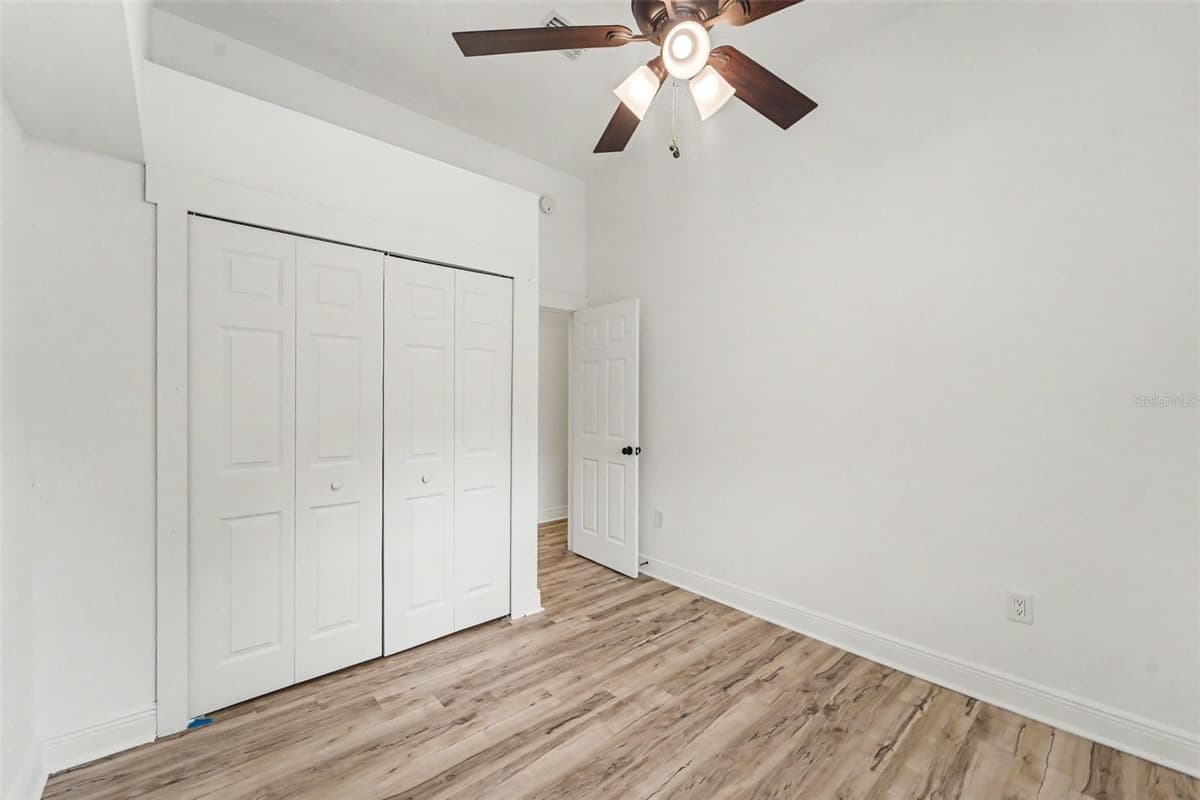 800 GENESEE STREET — photo 13 of 27