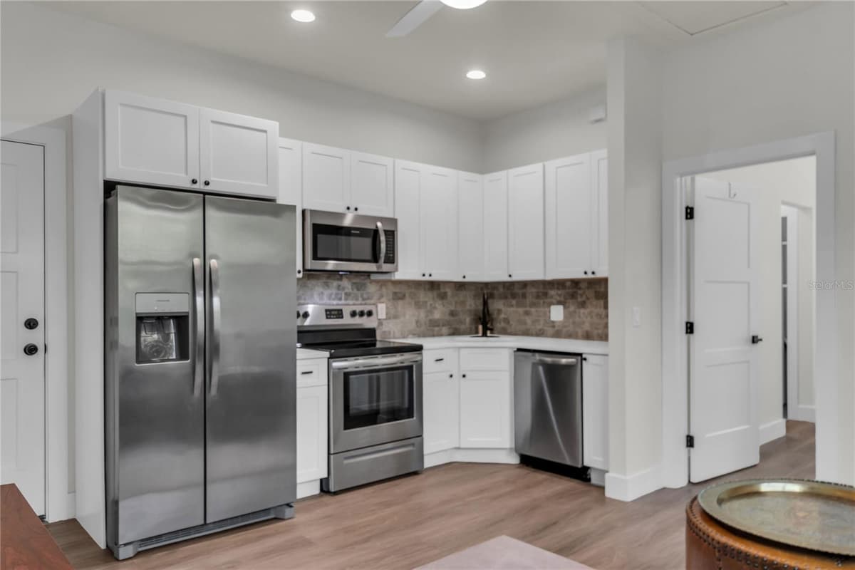 1200 EDWARDS LANE — photo 60 of 72