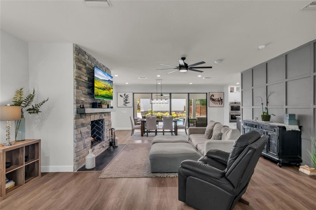 1200 EDWARDS LANE — photo 11 of 72