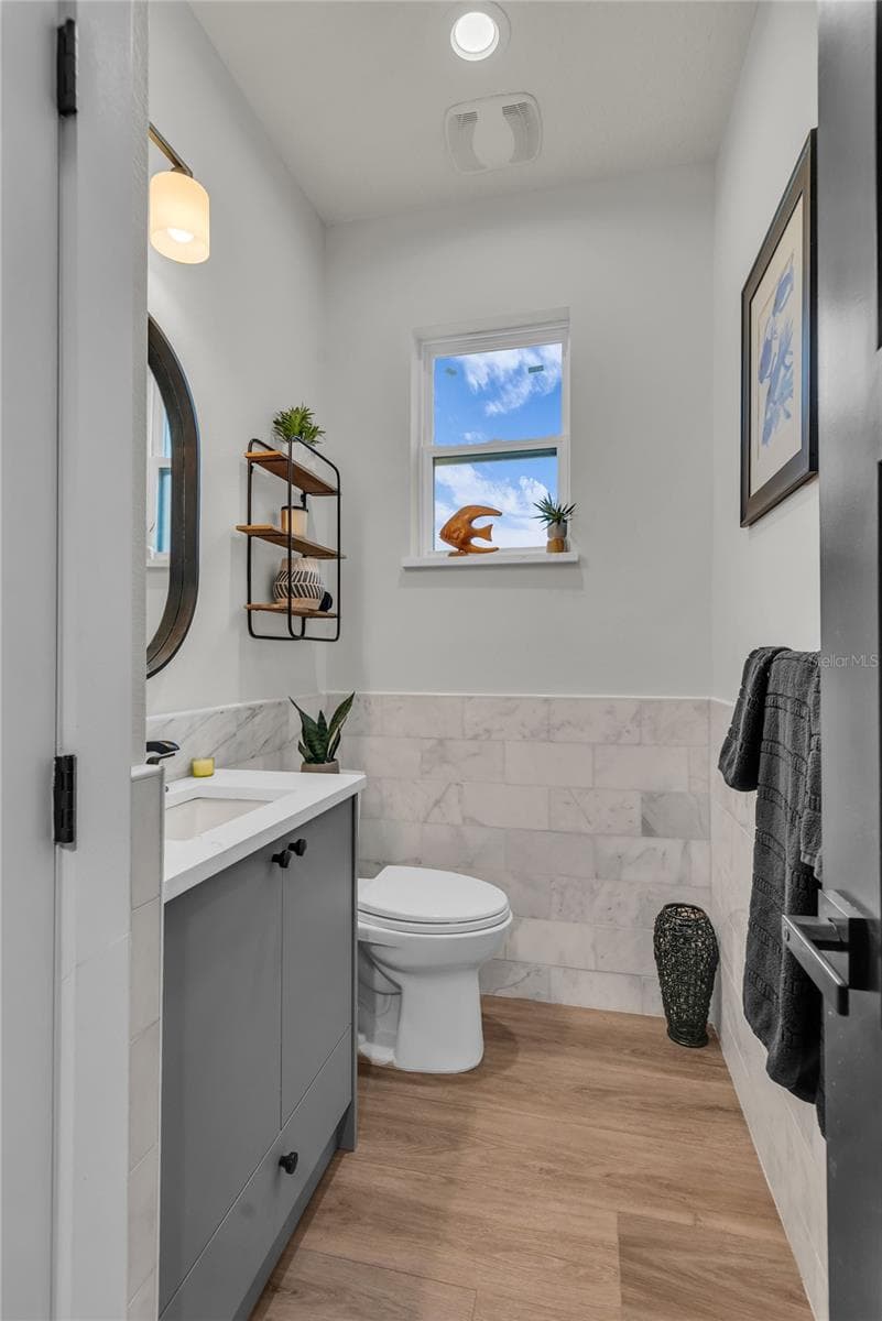 1200 EDWARDS LANE — photo 33 of 72