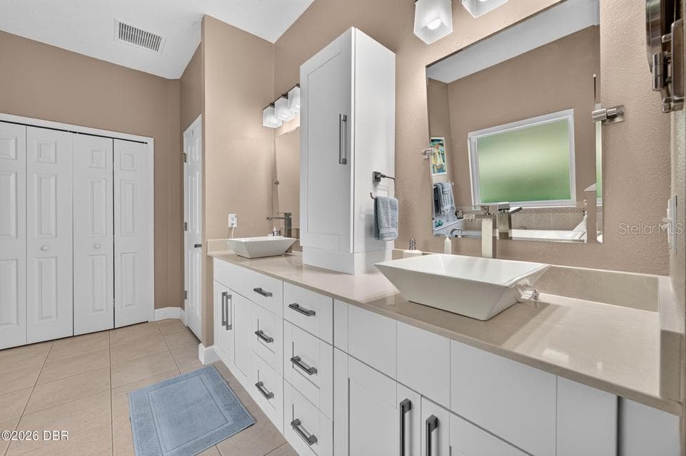 105 OPAL HILL CIRCLE — photo 18 of 41