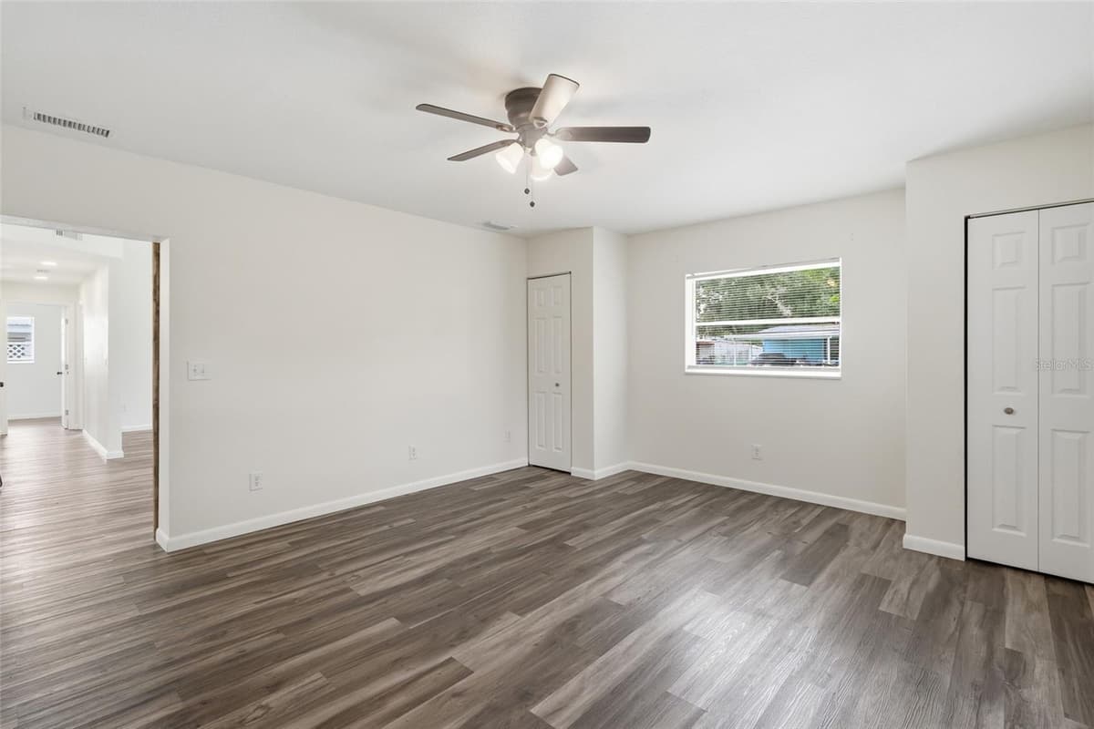 162 BRIDLE PATH — photo 14 of 36