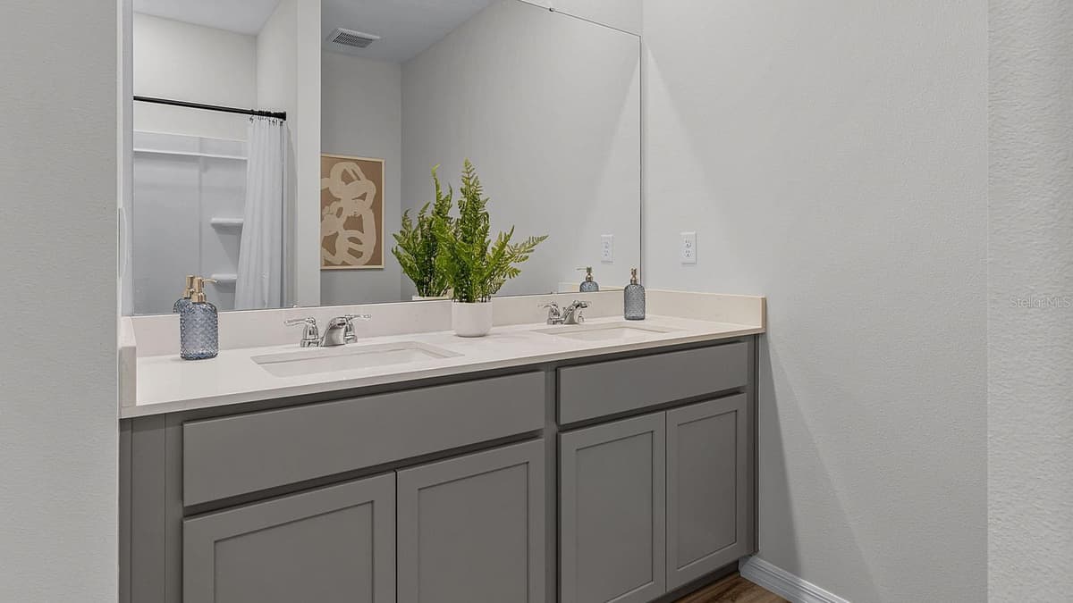 4811 KHLOE COURT — photo 22 of 29