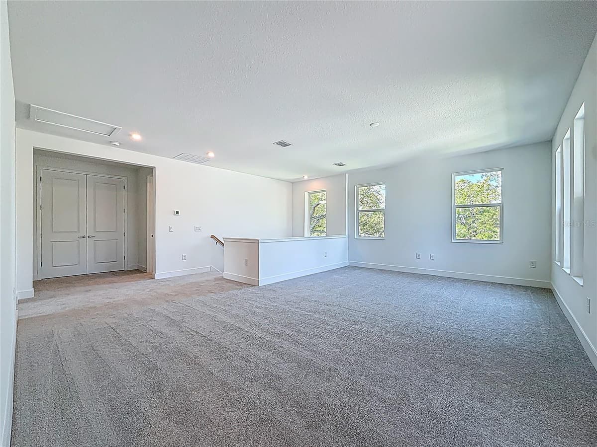4732 WALLCRAFT AVENUE — photo 31 of 86
