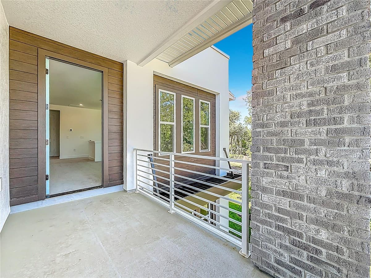 4732 WALLCRAFT AVENUE — photo 79 of 86