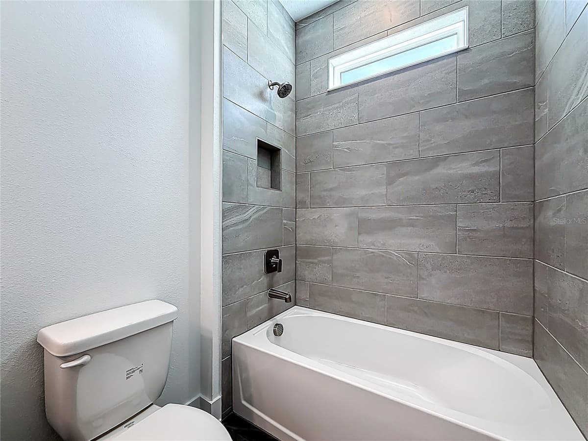 4732 WALLCRAFT AVENUE — photo 39 of 86