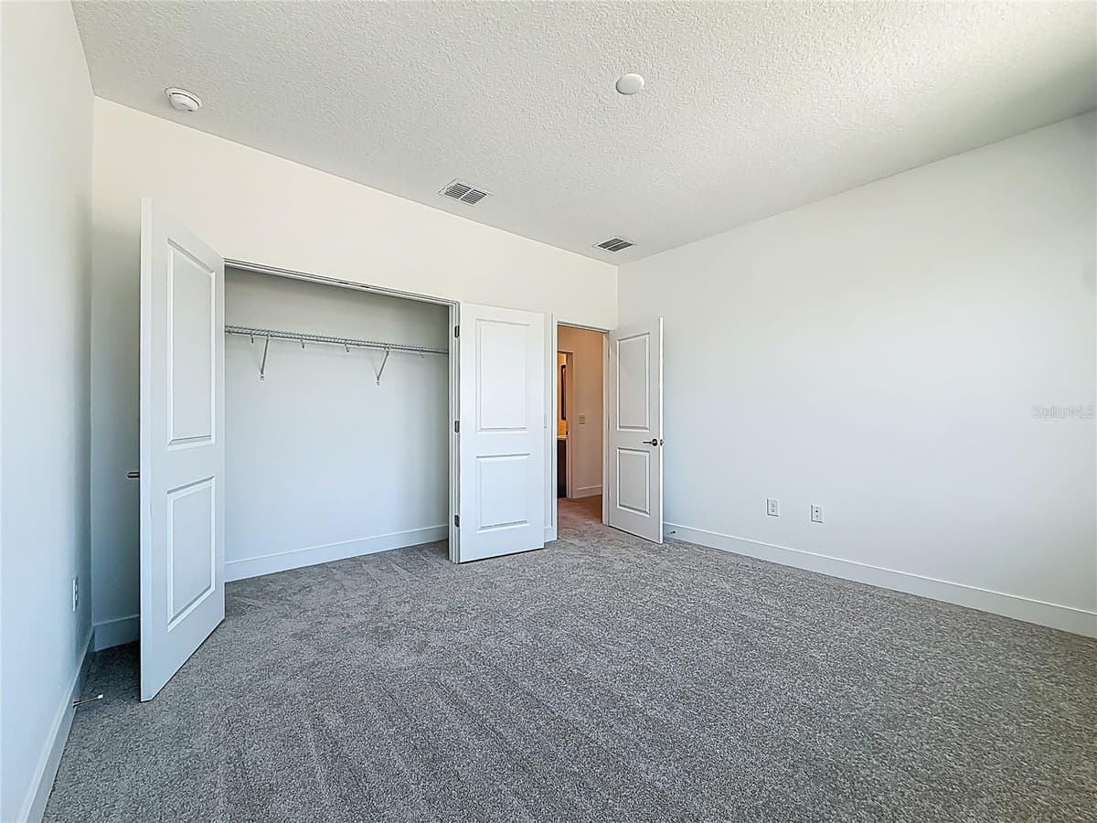4732 WALLCRAFT AVENUE — photo 36 of 86