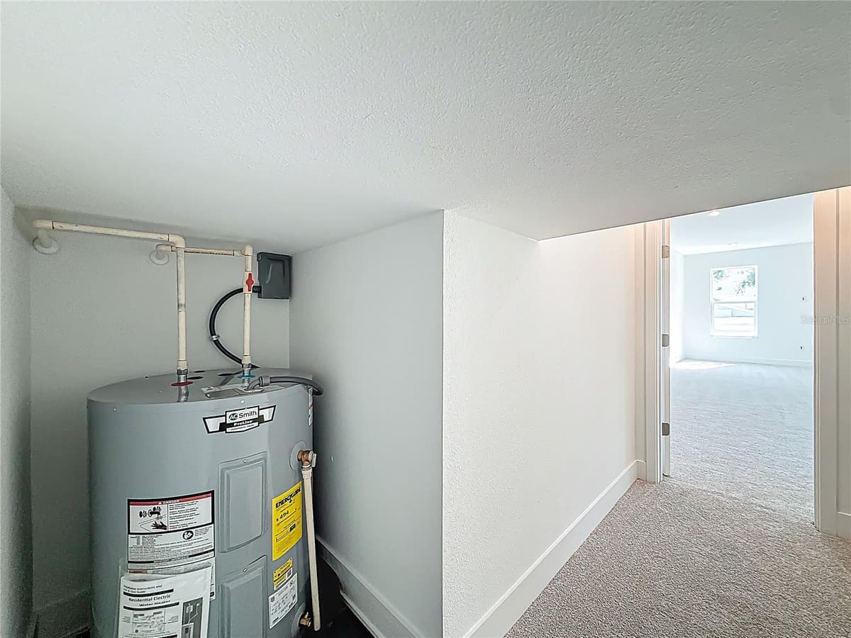 4732 WALLCRAFT AVENUE — photo 73 of 86
