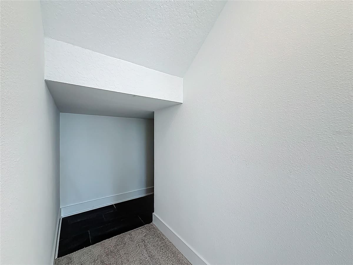4732 WALLCRAFT AVENUE — photo 72 of 86