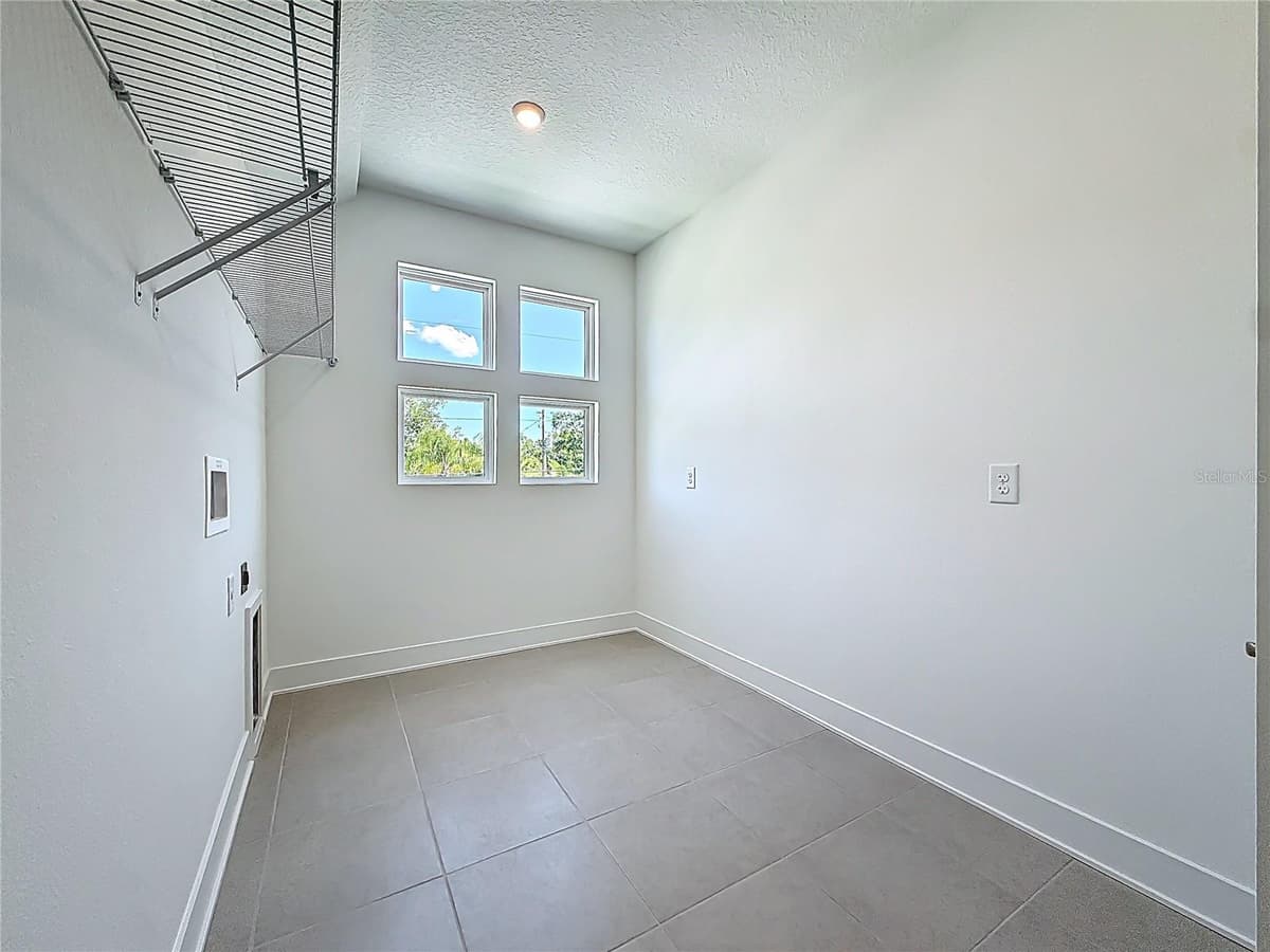 4732 WALLCRAFT AVENUE — photo 69 of 86