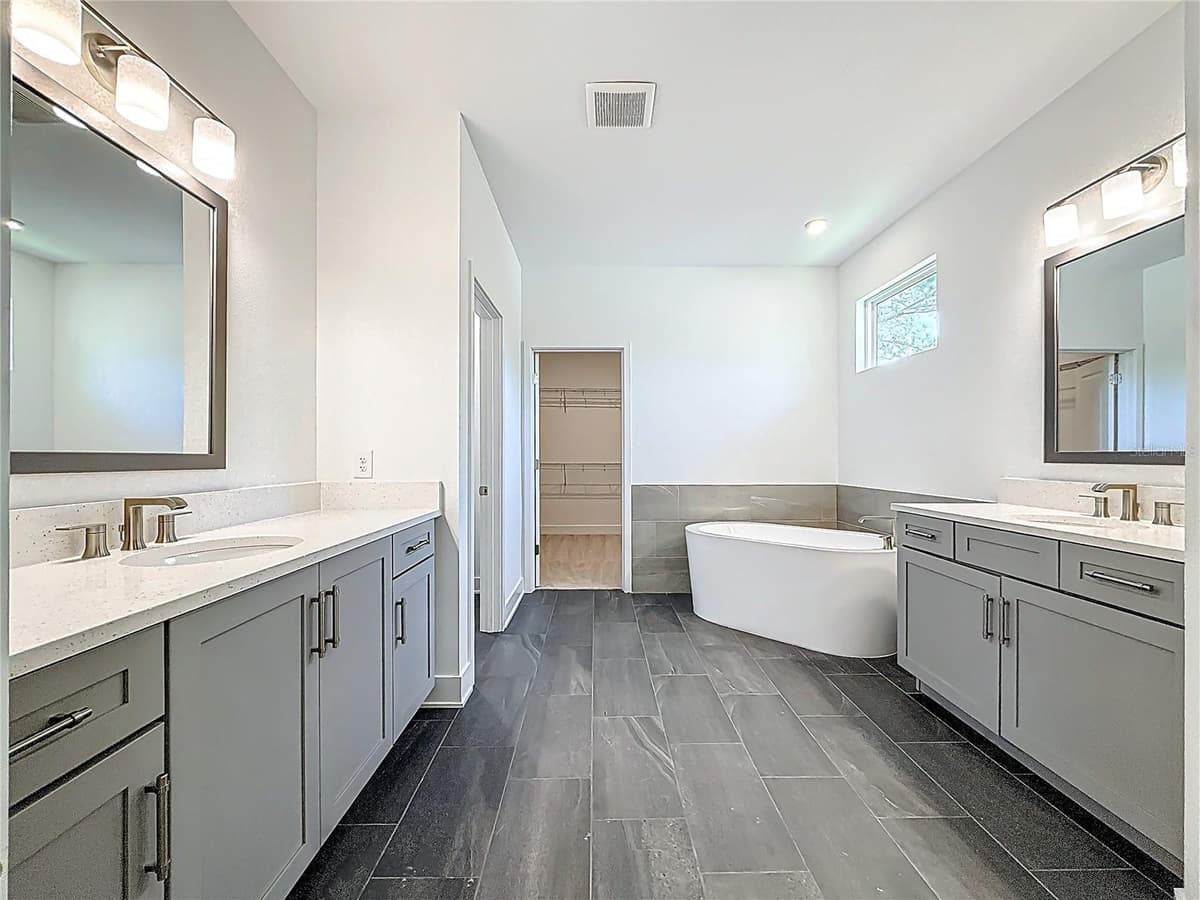 4732 WALLCRAFT AVENUE — photo 58 of 86