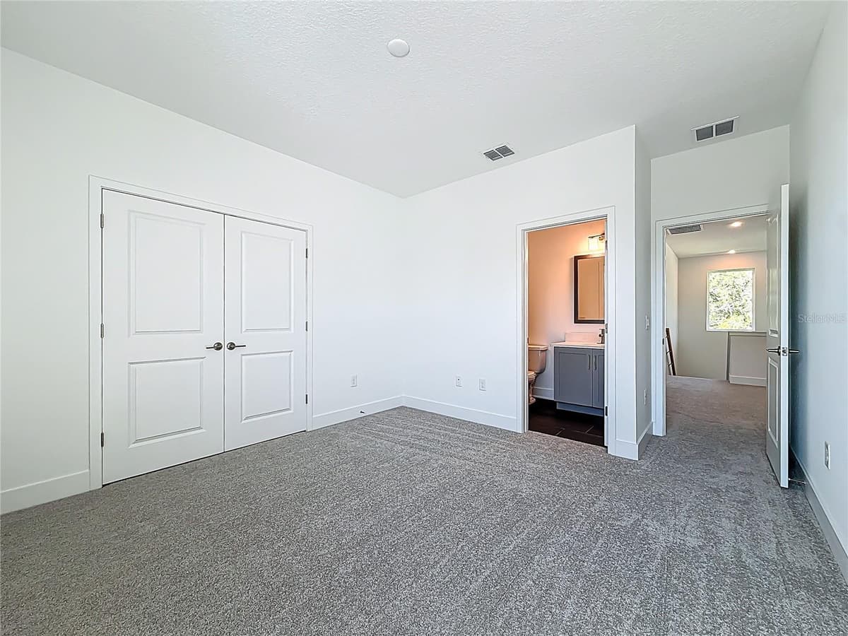 4732 WALLCRAFT AVENUE — photo 48 of 86
