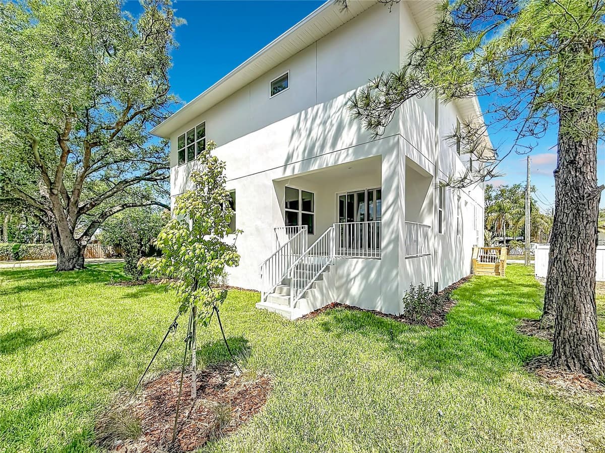 4732 WALLCRAFT AVENUE — photo 84 of 86