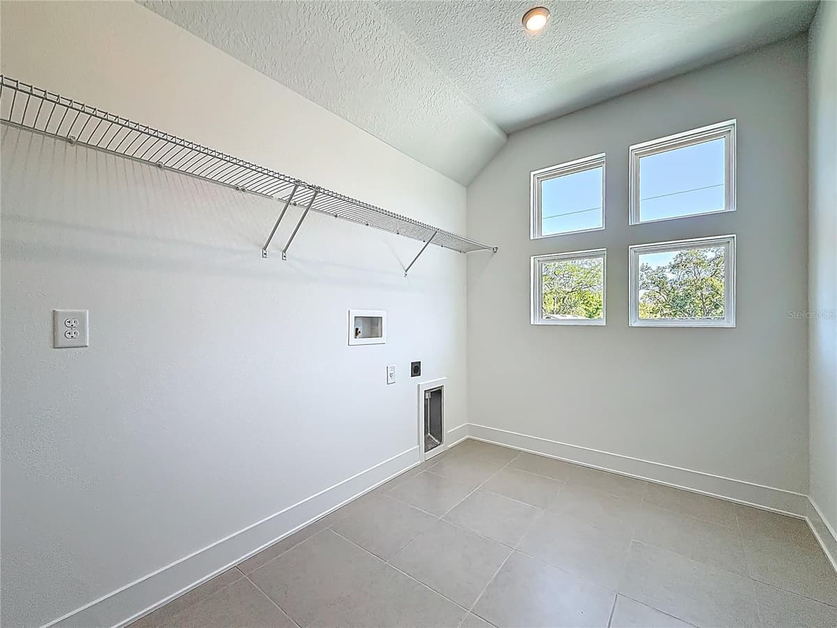 4732 WALLCRAFT AVENUE — photo 70 of 86