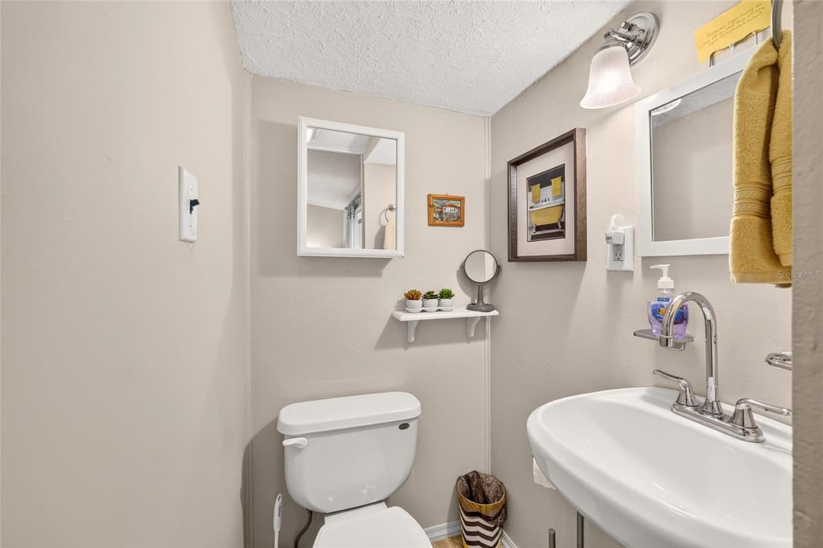 1215 PANAMA PLACE — photo 24 of 50