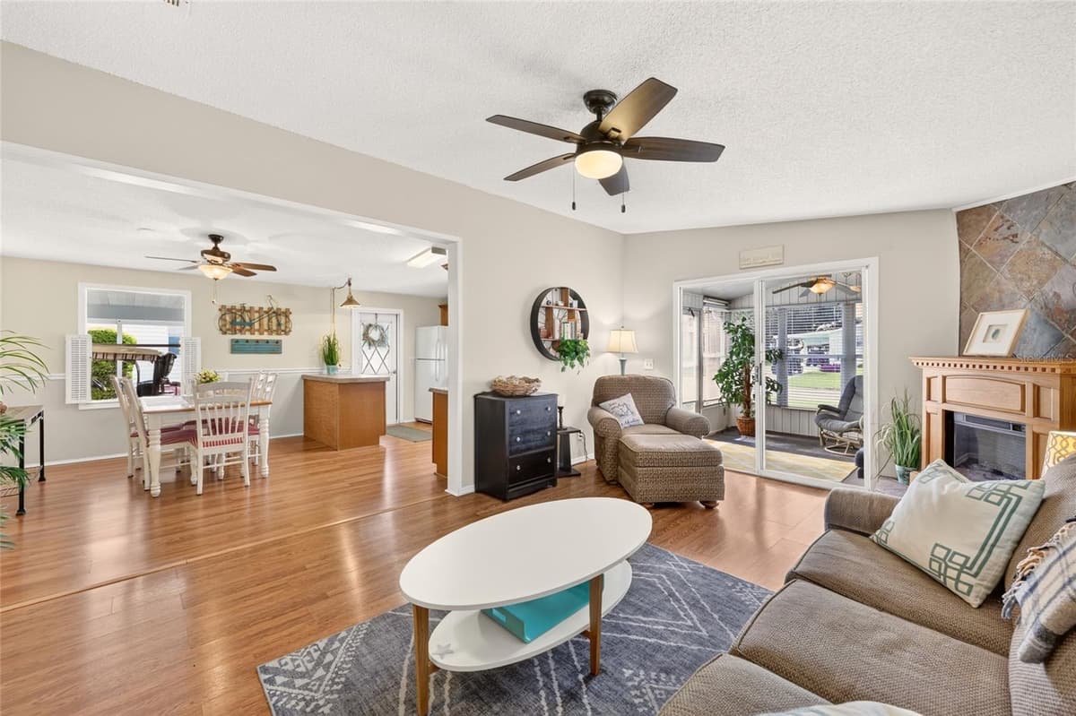 1215 PANAMA PLACE — photo 17 of 50