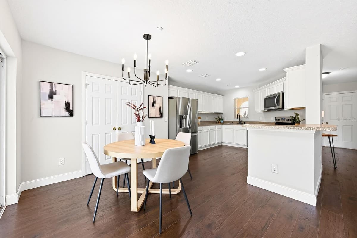 13765 GOLDEN RUSSET DRIVE — photo 3 of 36