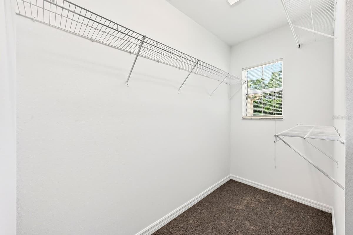 13765 GOLDEN RUSSET DRIVE — photo 17 of 36