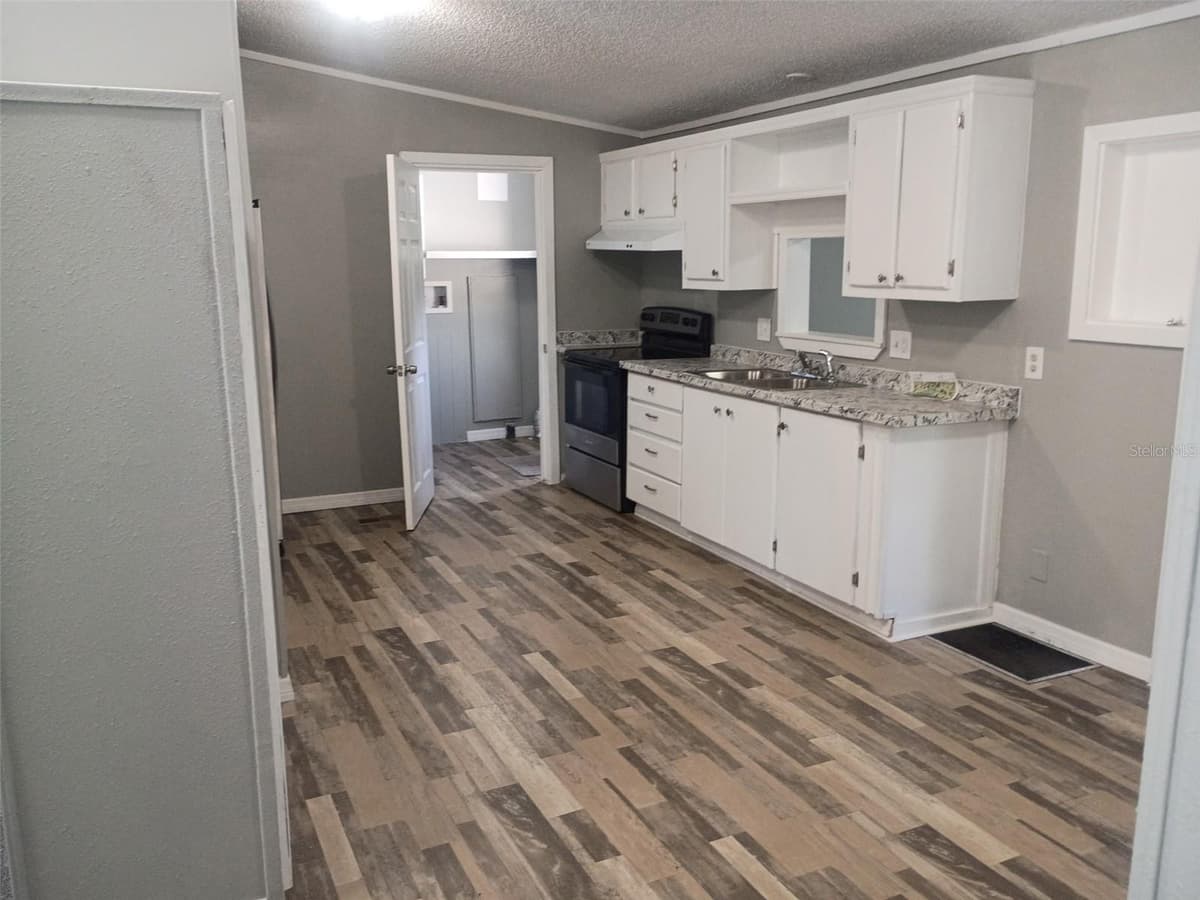 861 SADDLEWOOD BOULEVARD — photo 4 of 22