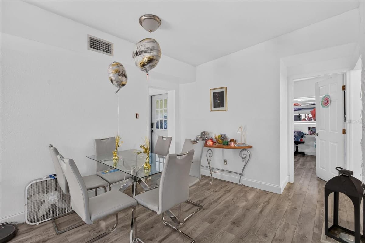 10538 AGATE COURT — photo 13 of 57