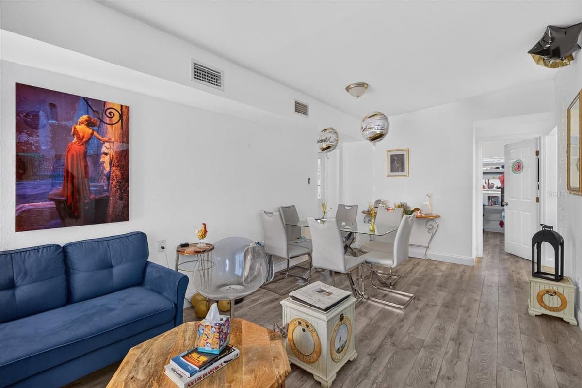 10538 AGATE COURT — photo 9 of 57