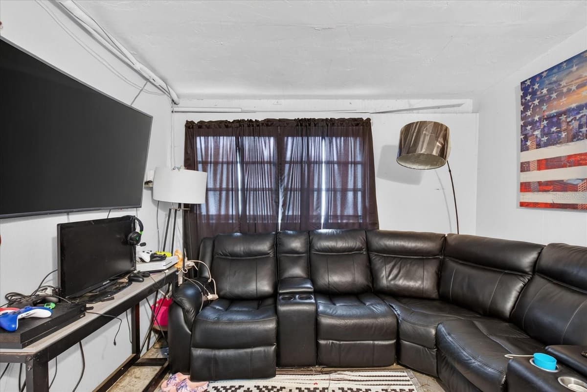 10538 AGATE COURT — photo 36 of 57