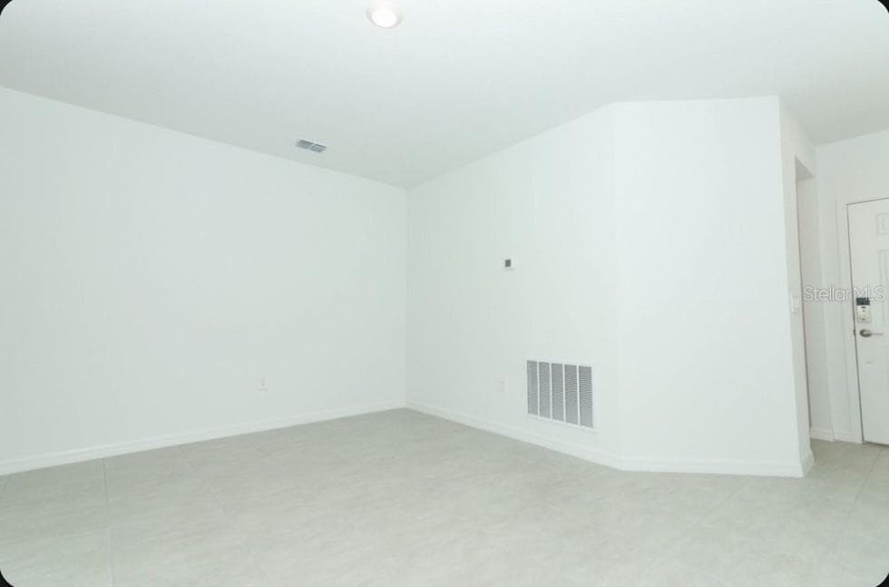 760 HAZELWOOD COURT — photo 5 of 26