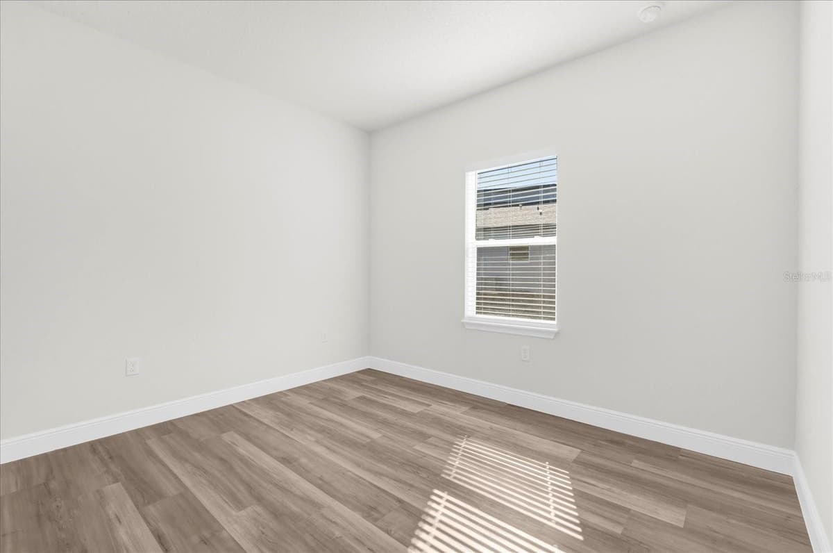 13592 40 CIRCLE — photo 18 of 32