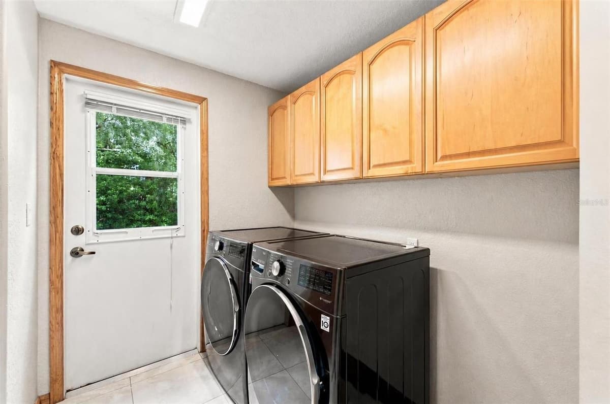 10307 WATERS EDGE COURT — photo 28 of 46