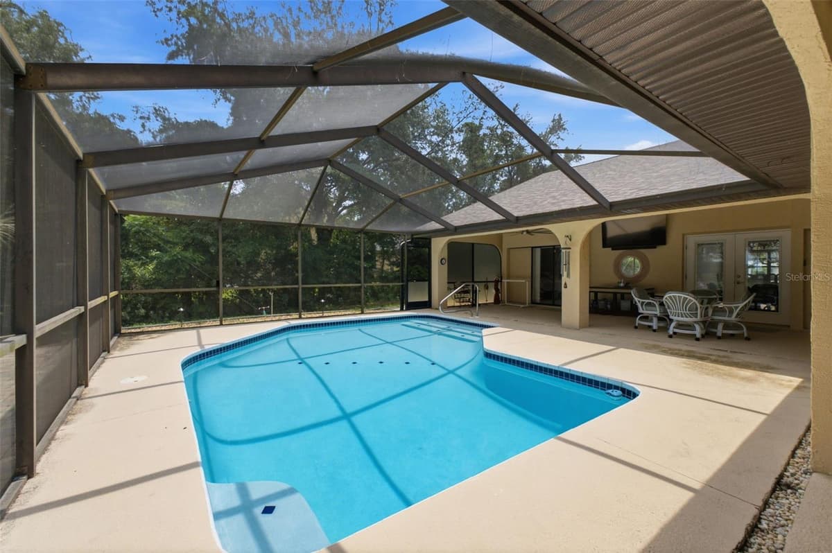 10307 WATERS EDGE COURT — photo 32 of 46