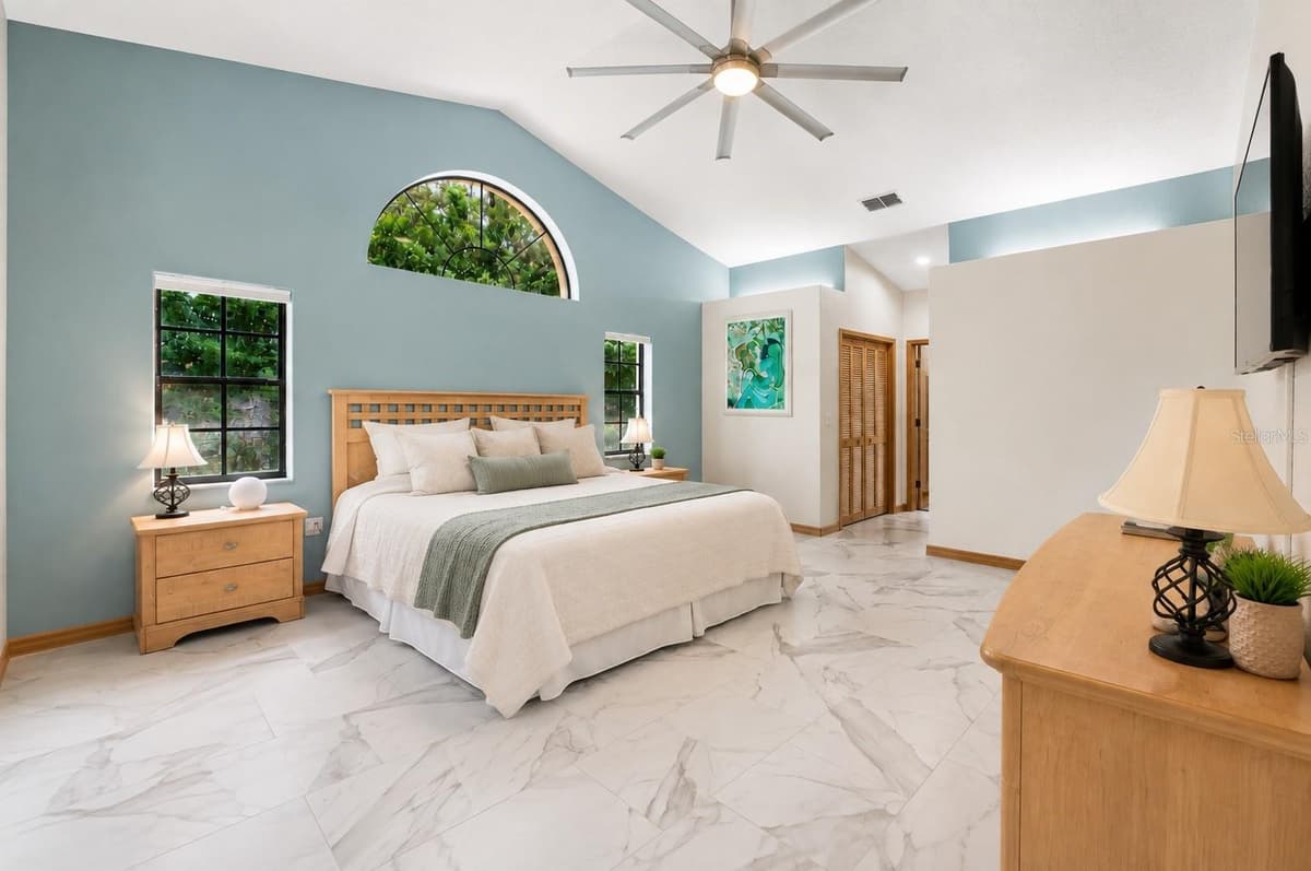 10307 WATERS EDGE COURT — photo 19 of 46