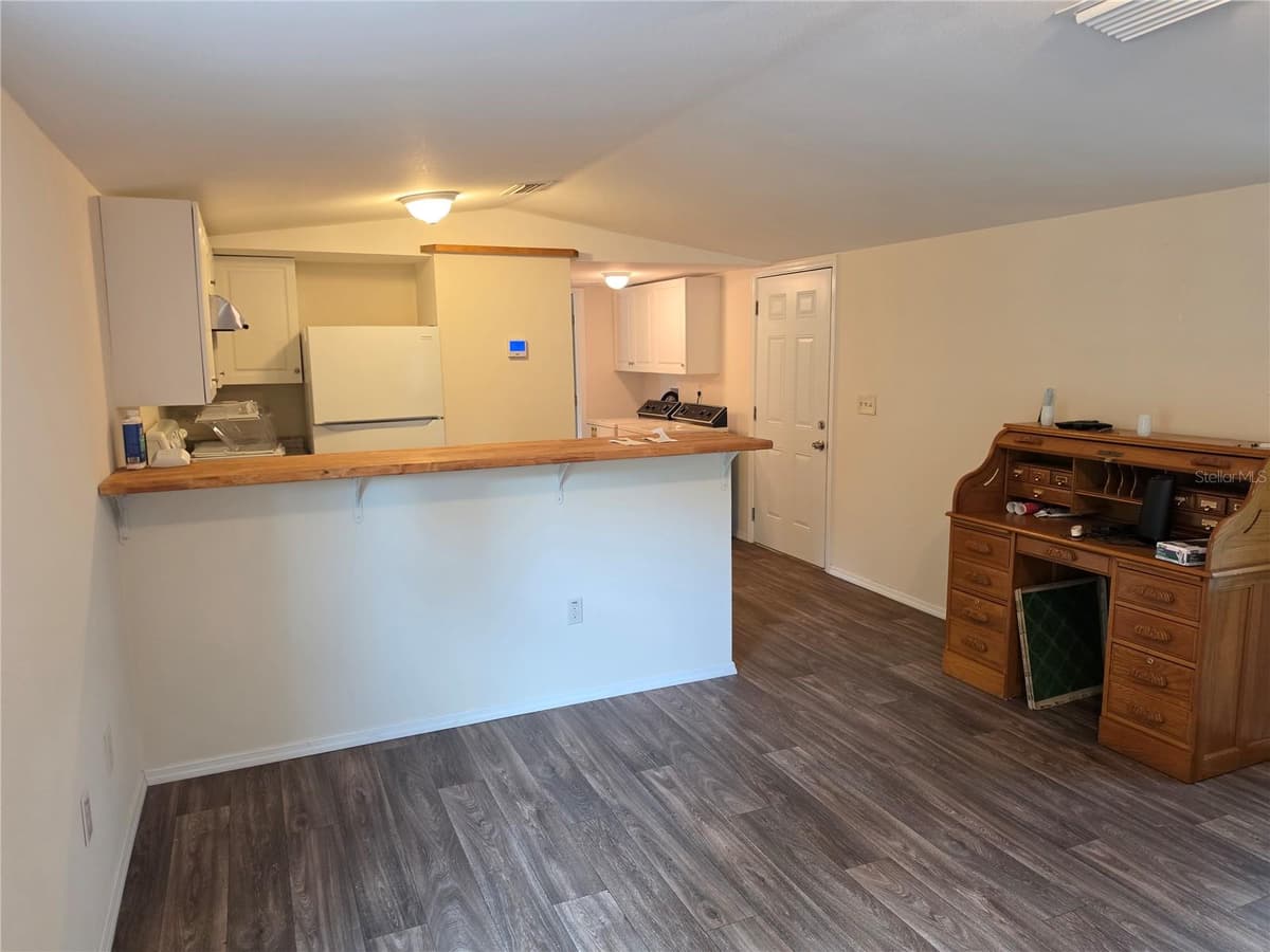 6708 CHERRYWOOD COURT — photo 10 of 23