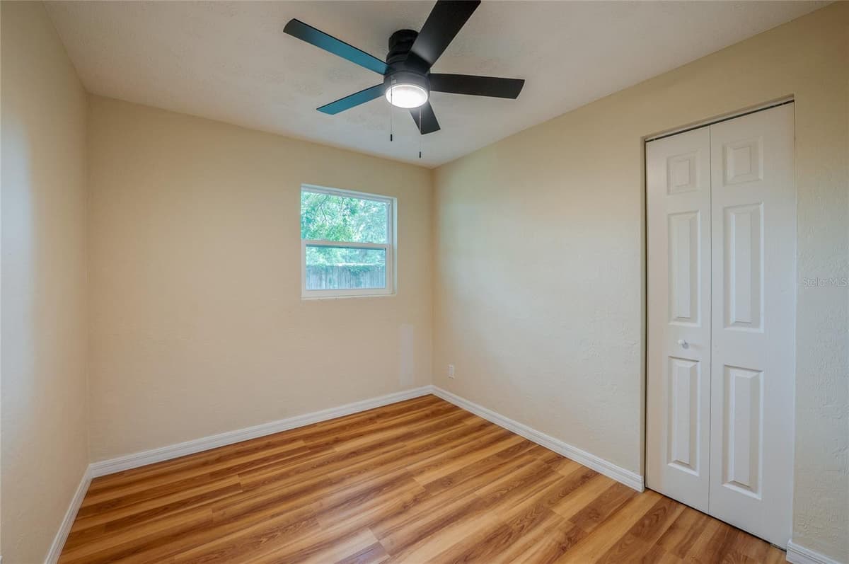 1220 LEON LANE — photo 19 of 33