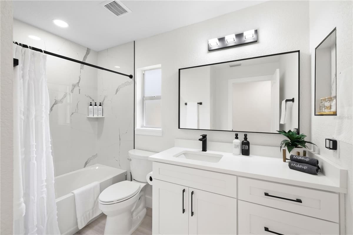 5160 HORNBUCKLE BOULEVARD — photo 34 of 44