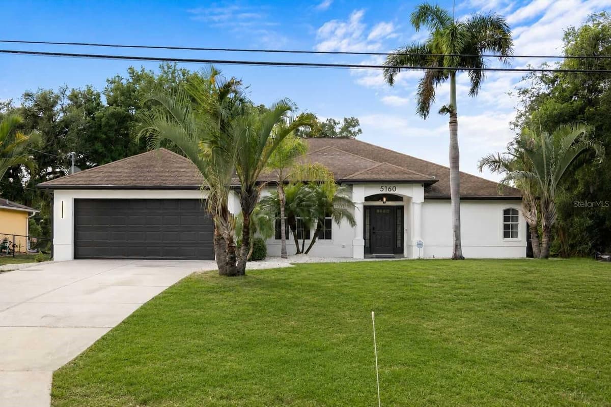 5160 HORNBUCKLE BOULEVARD — photo 1 of 44