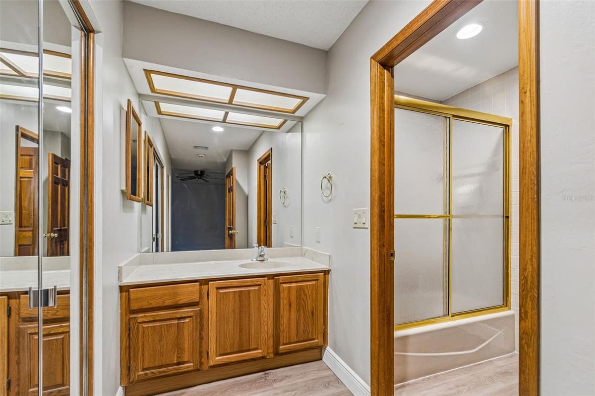 2830 COUNTRYSIDE BOULEVARD — photo 47 of 71