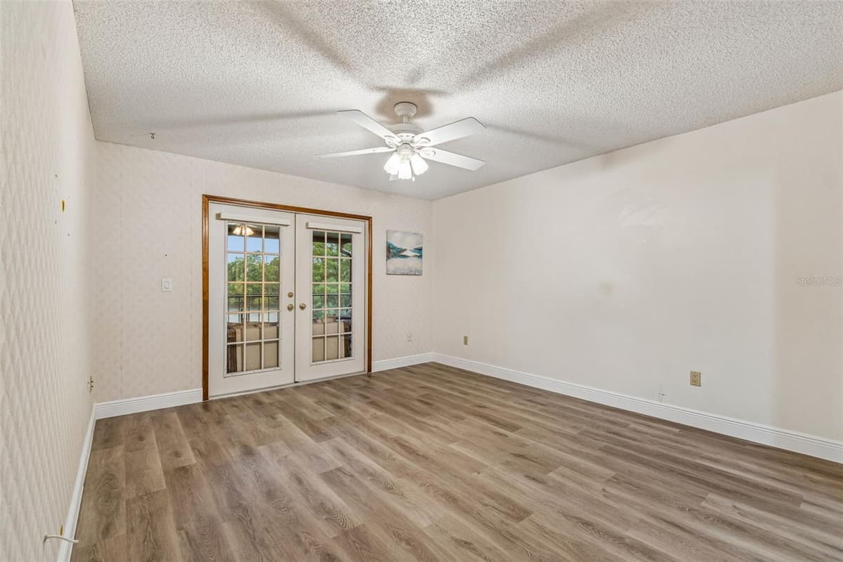 2830 COUNTRYSIDE BOULEVARD — photo 29 of 71