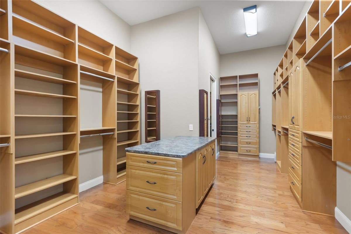 2117 STURBRIDGE COURT — photo 38 of 84