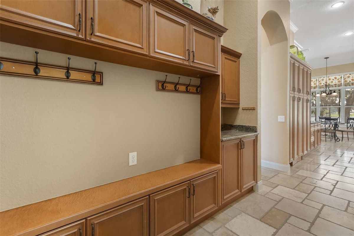 2117 STURBRIDGE COURT — photo 25 of 84